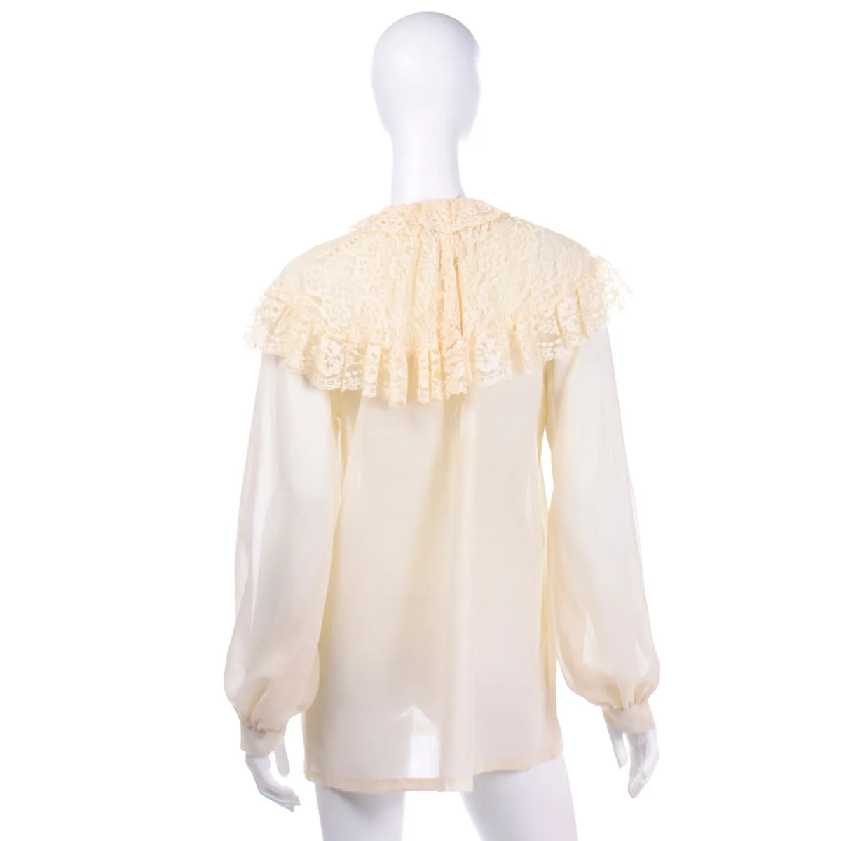1970s Vintage Gunne Sax Cream Prairie Blouse With Wide Lace Collar