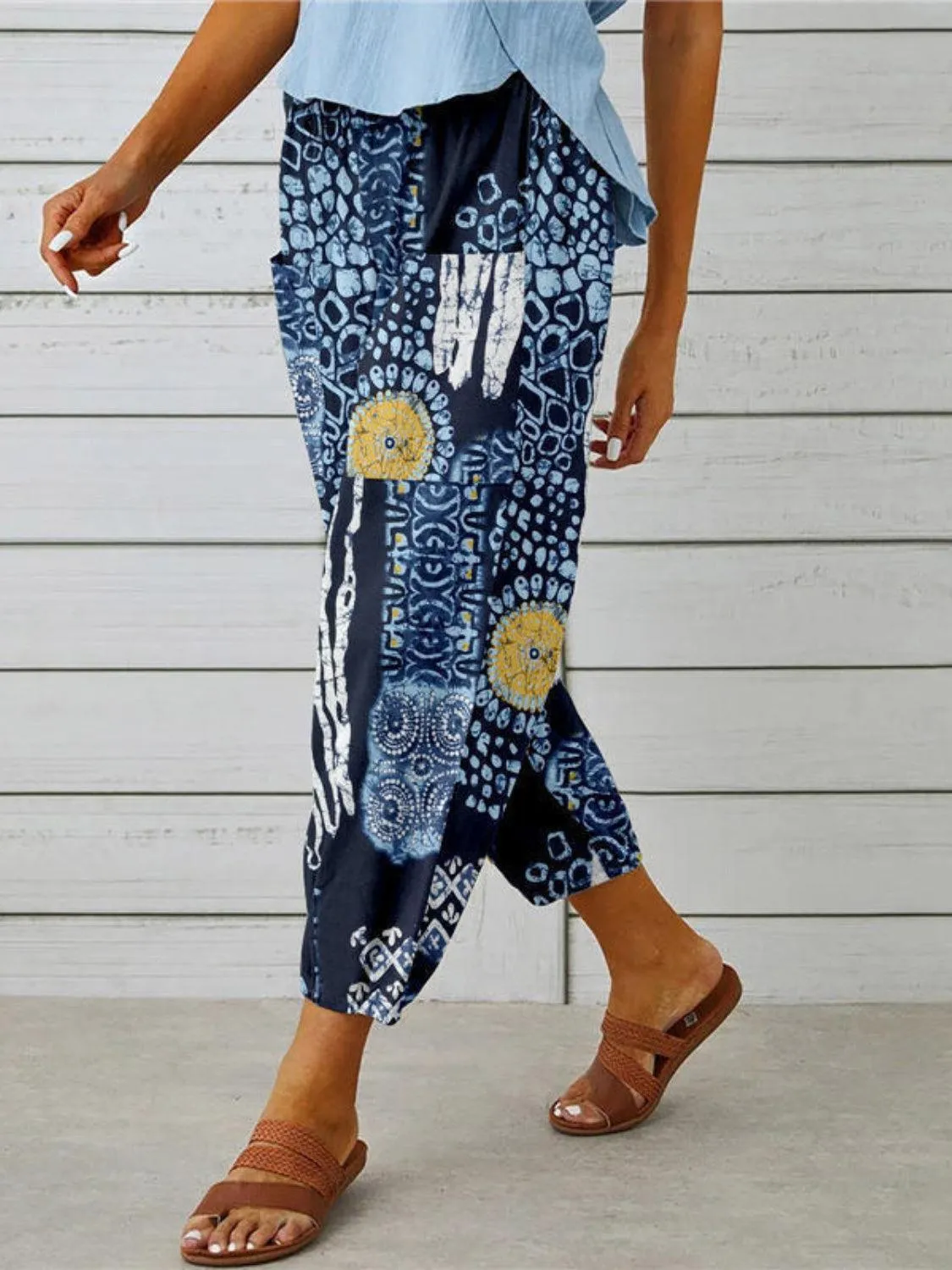Exquisite Prints Tapered Leg Cropped Pants