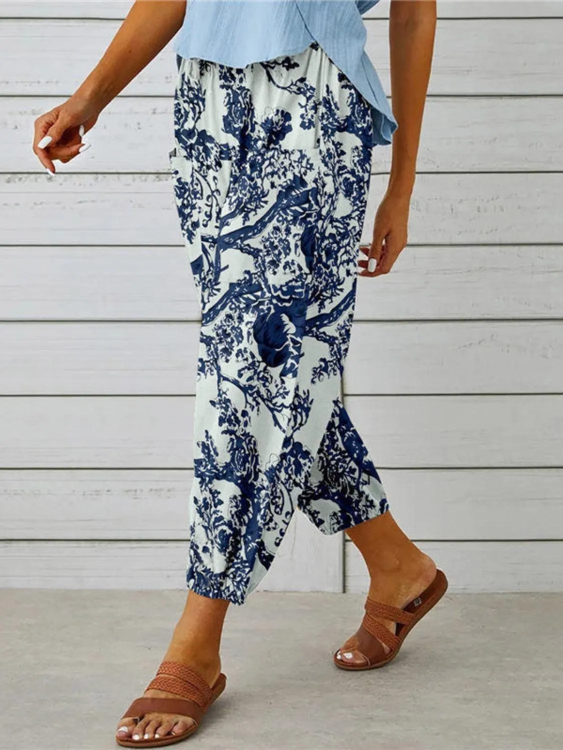 Exquisite Prints Tapered Leg Cropped Pants