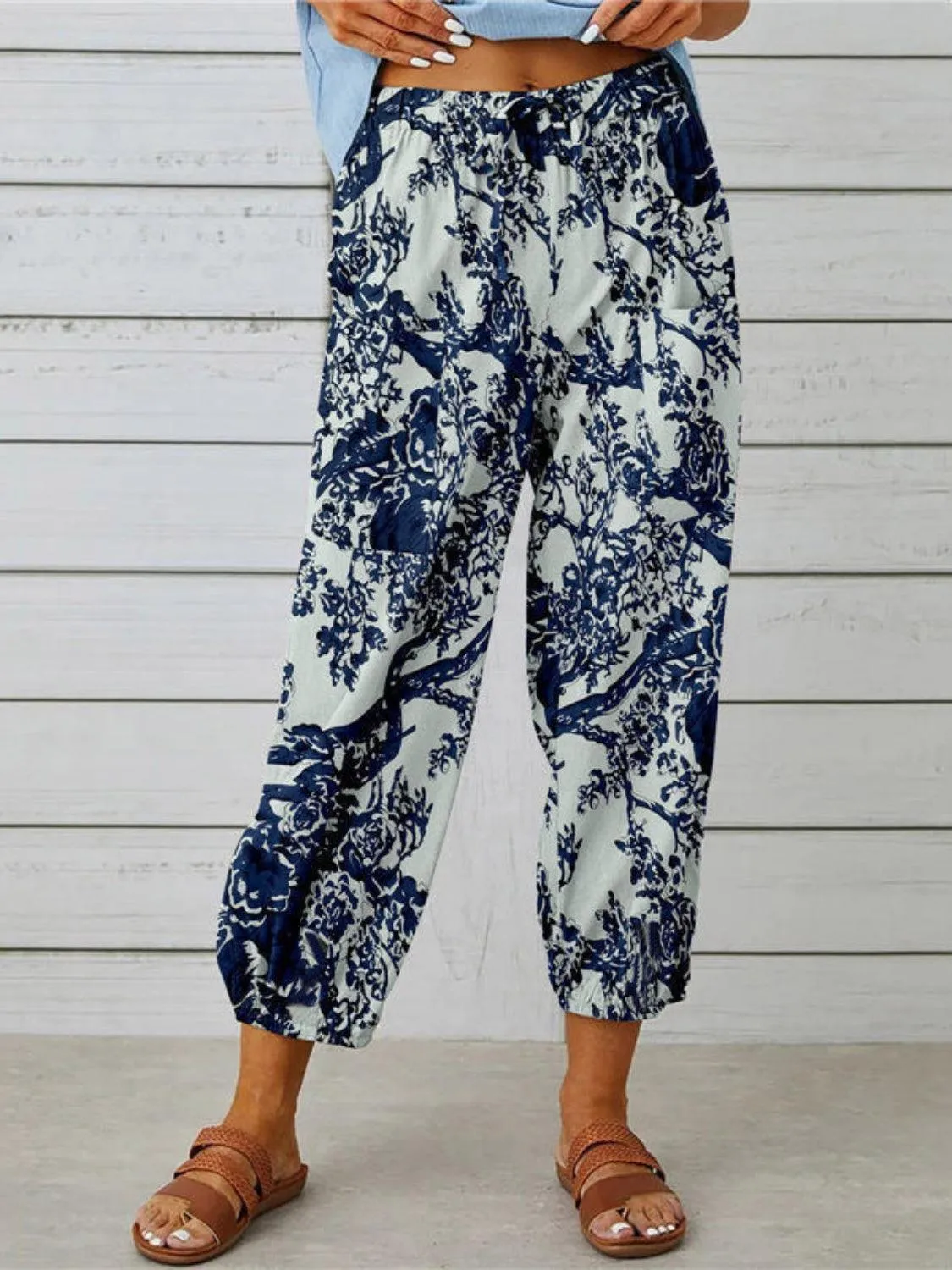 Exquisite Prints Tapered Leg Cropped Pants
