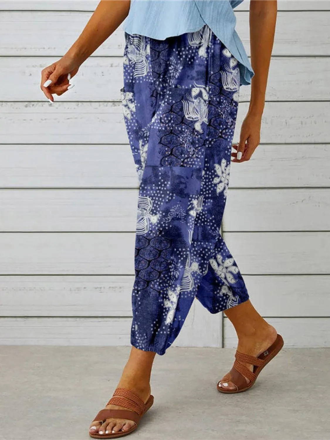 Exquisite Prints Tapered Leg Cropped Pants