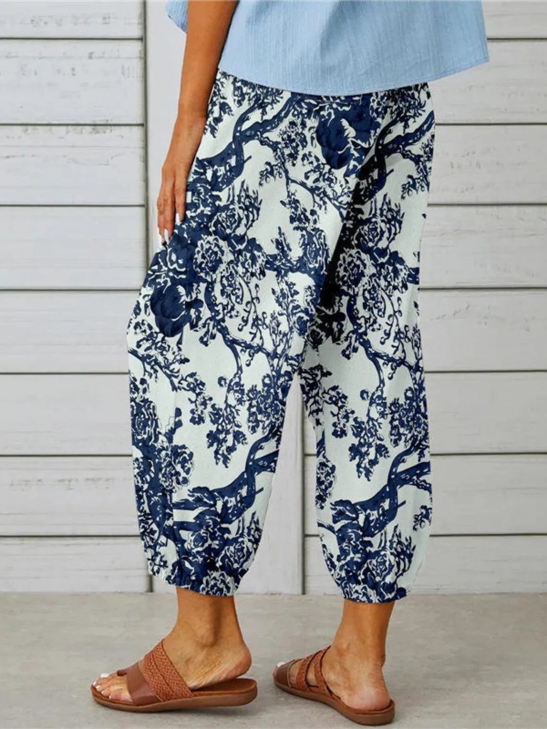Exquisite Prints Tapered Leg Cropped Pants