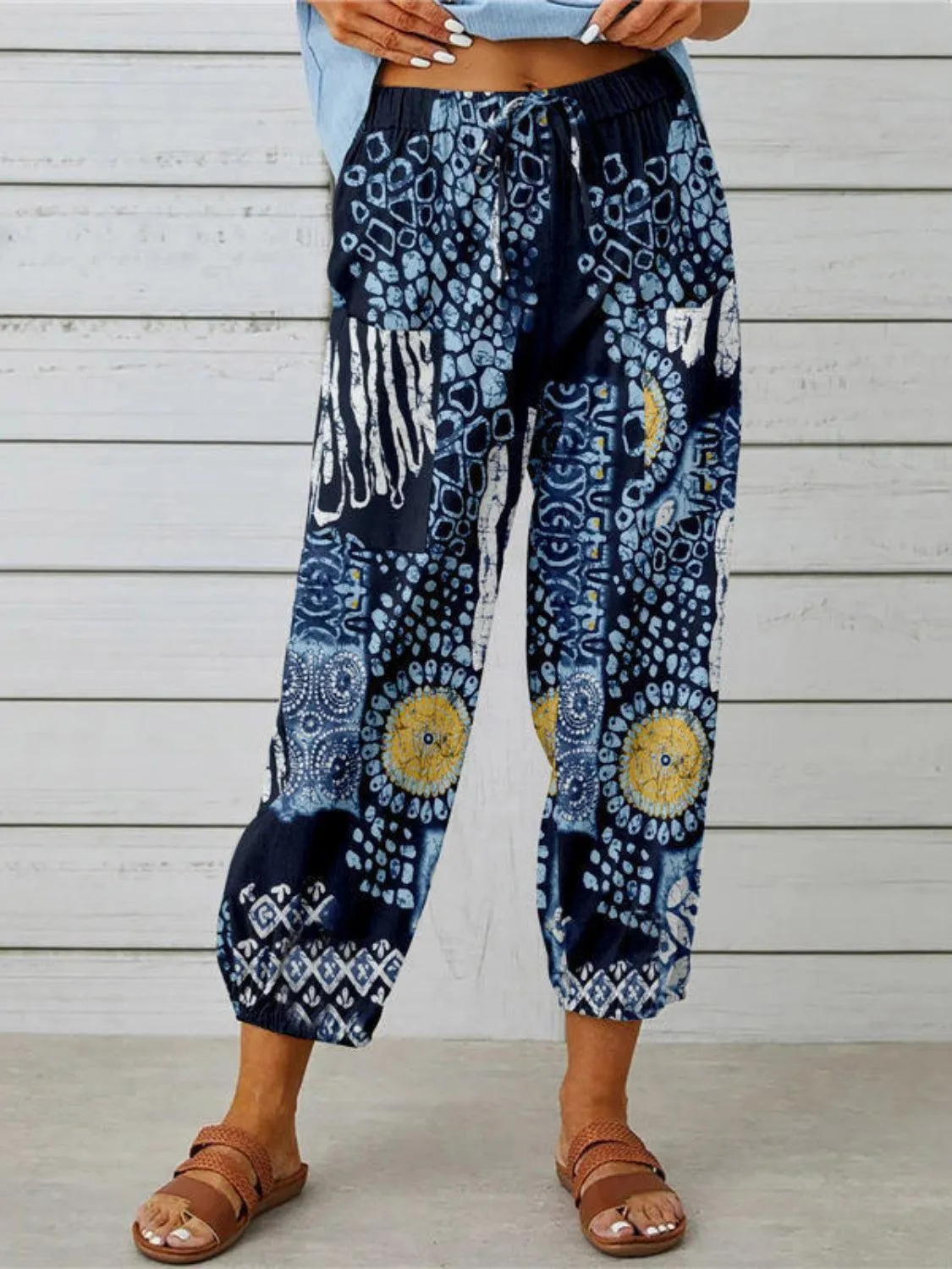 Exquisite Prints Tapered Leg Cropped Pants