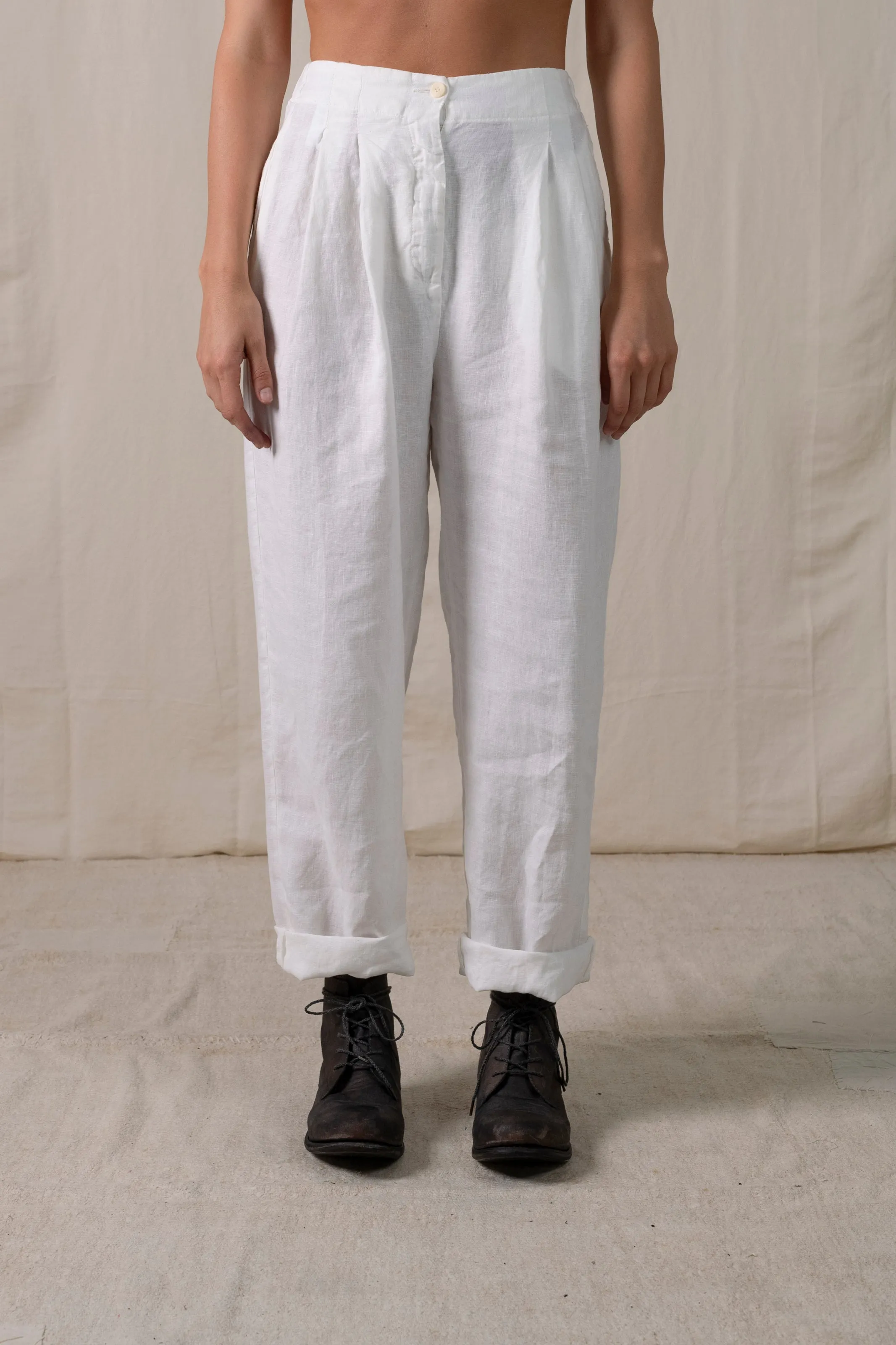 Large Pleated Trousers White